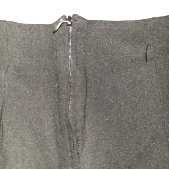 ***5/25*** H & M Skirt - Picture 4 of 6